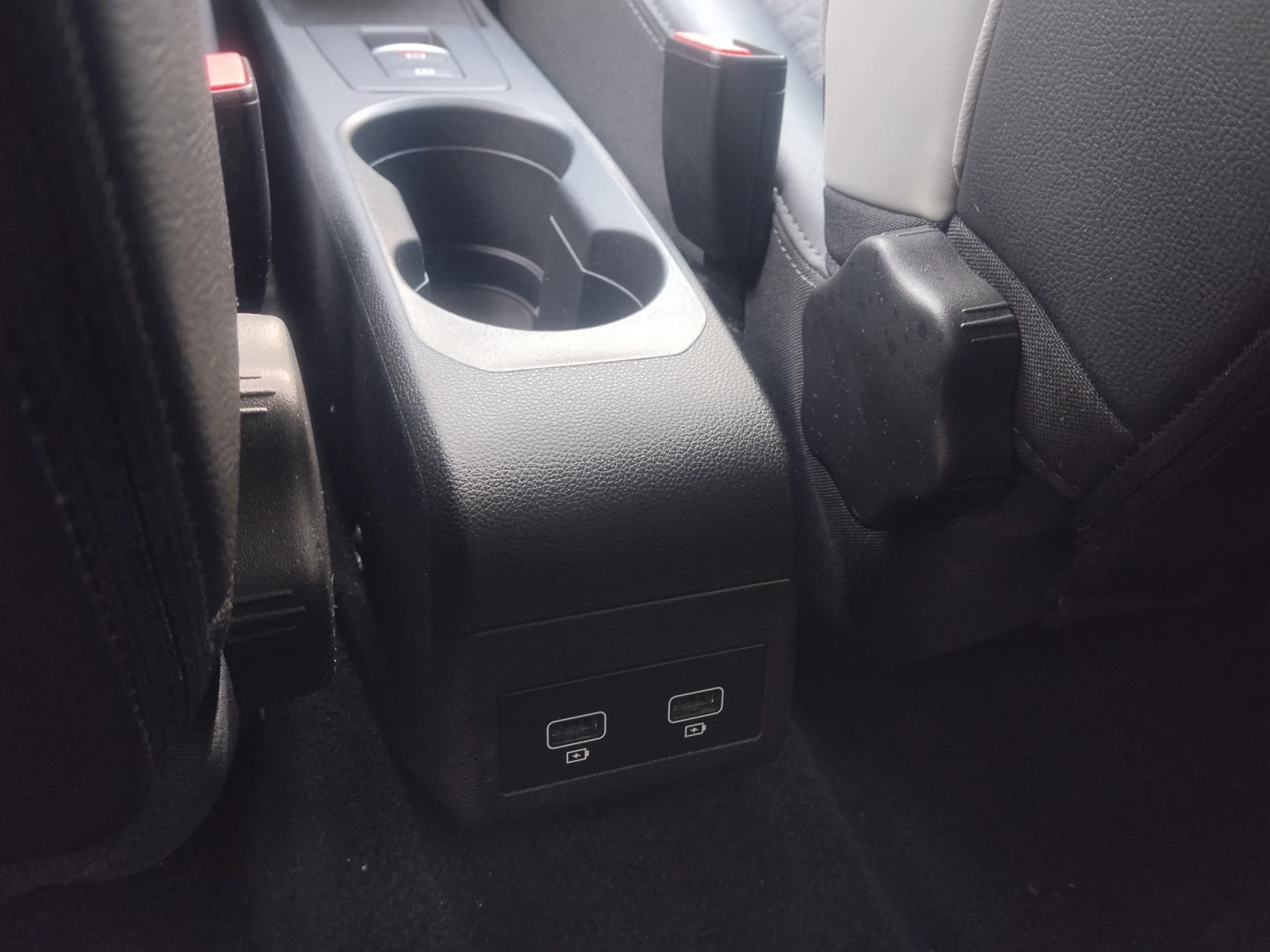 Renault Zoe 52 KWh, снимка 11 - Автомобили и джипове - 54656712