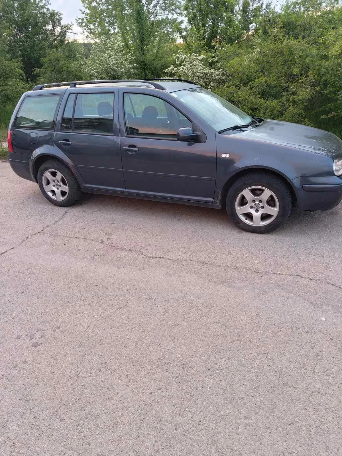 VW Golf, снимка 4 - Автомобили и джипове - 54682927