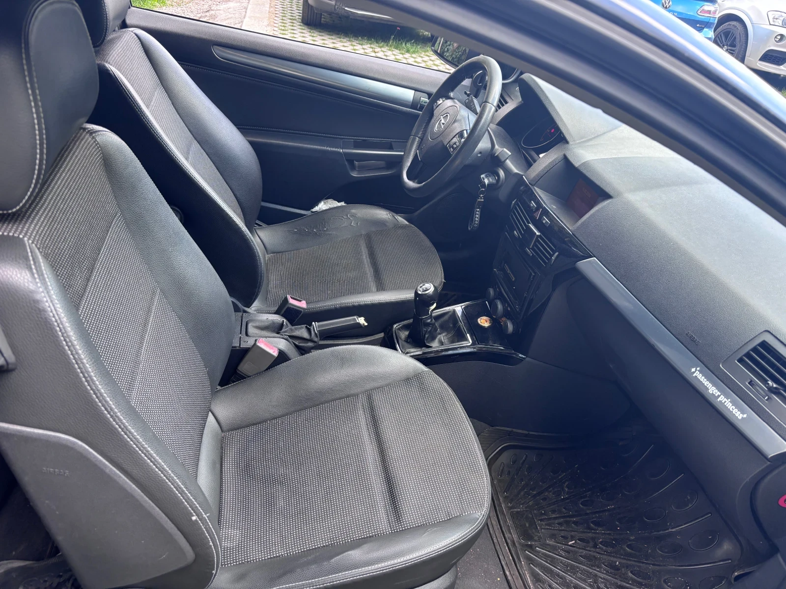 Opel Astra H gtc , снимка 6 - Автомобили и джипове - 54811202