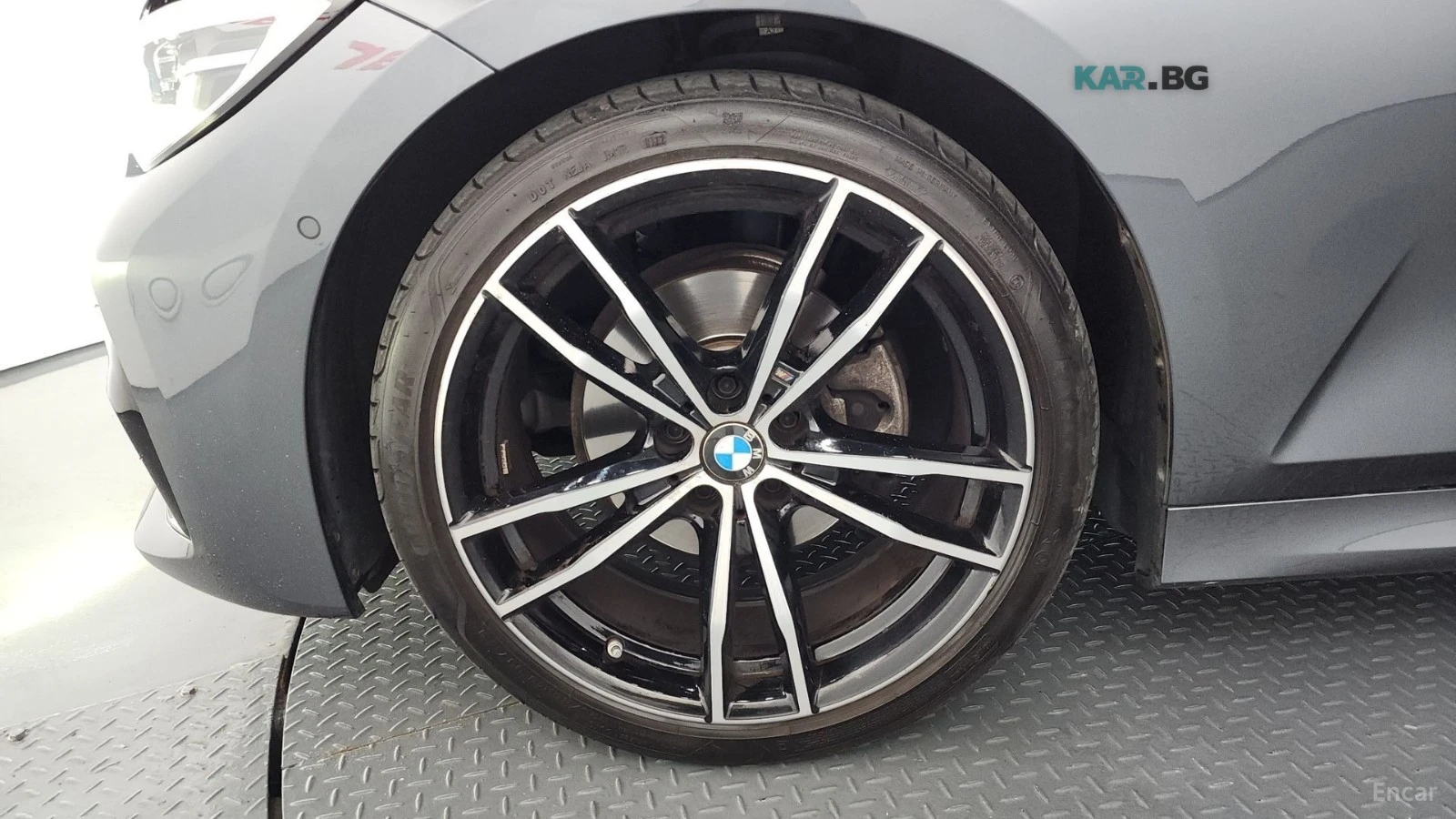 BMW 320 M-SPORT/DISTRONIC/KEYLESS, снимка 5 - Автомобили и джипове - 54814077