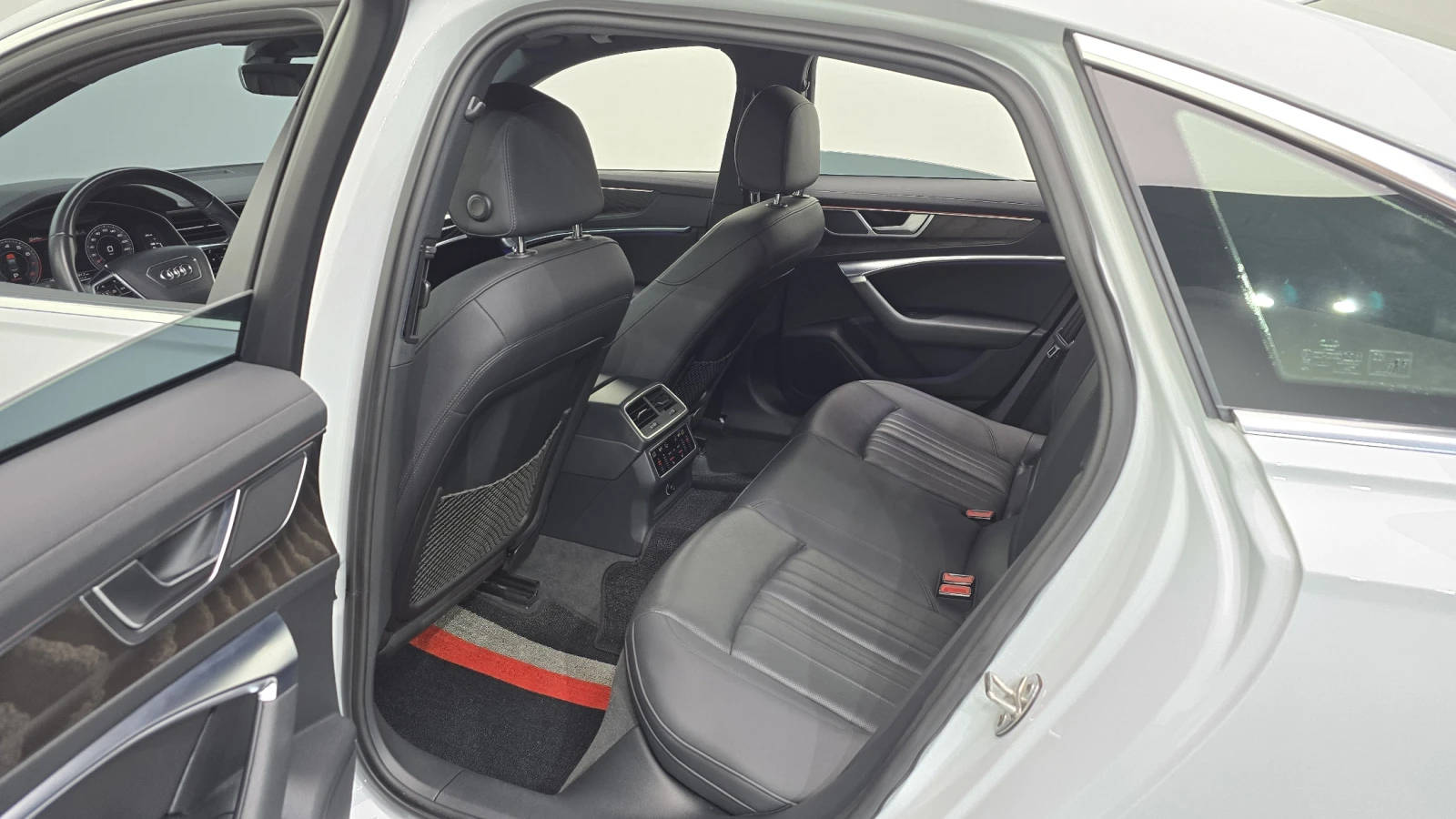 Audi A6 45 tfsi premium, снимка 15 - Автомобили и джипове - 55370196