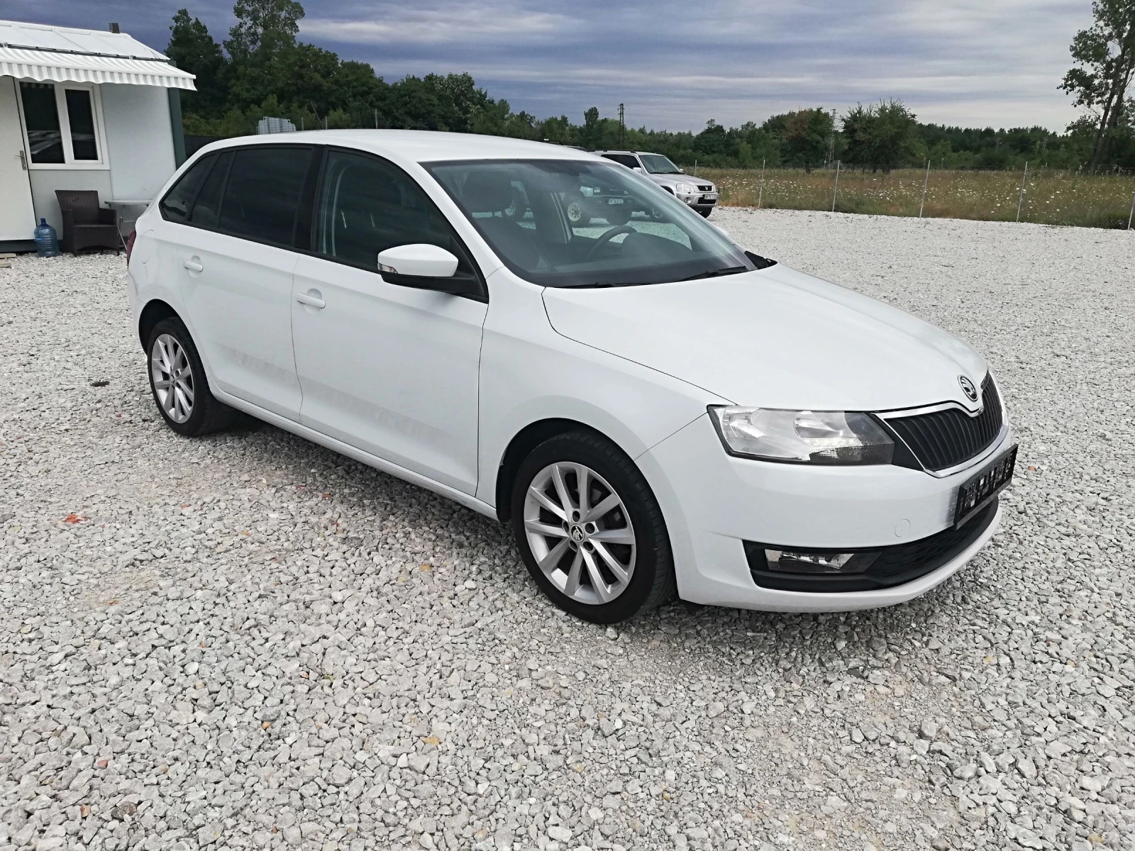 Skoda Rapid 1.4 tdi kli ITALIA, снимка 8 - Автомобили и джипове - 55401067