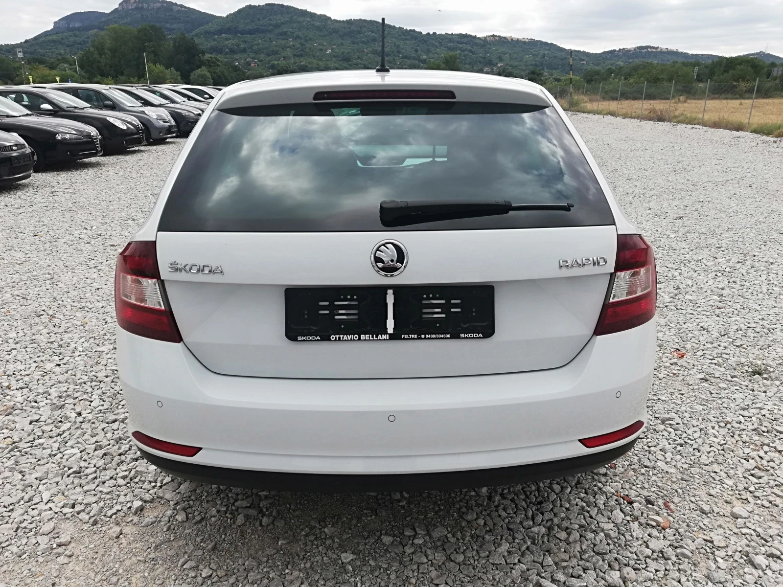 Skoda Rapid 1.4 tdi kli ITALIA, снимка 5 - Автомобили и джипове - 55401067