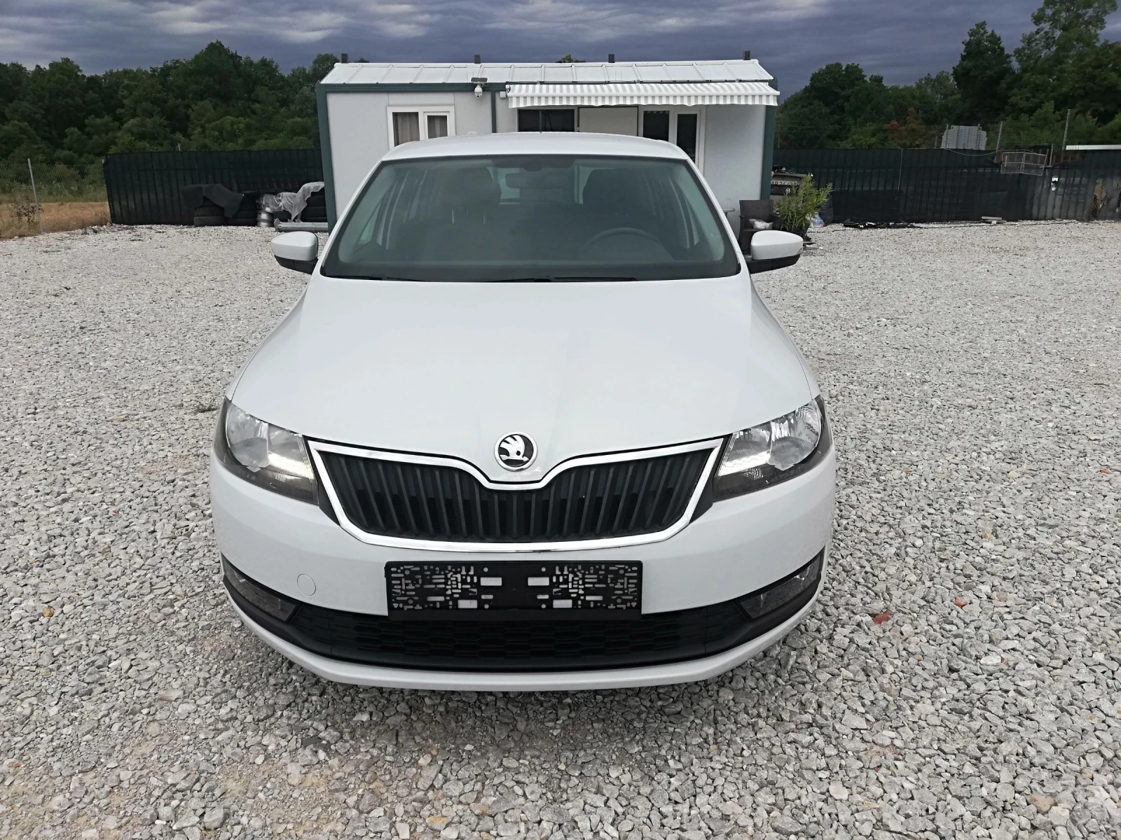 Skoda Rapid 1.4 tdi kli ITALIA, снимка 2 - Автомобили и джипове - 55401067