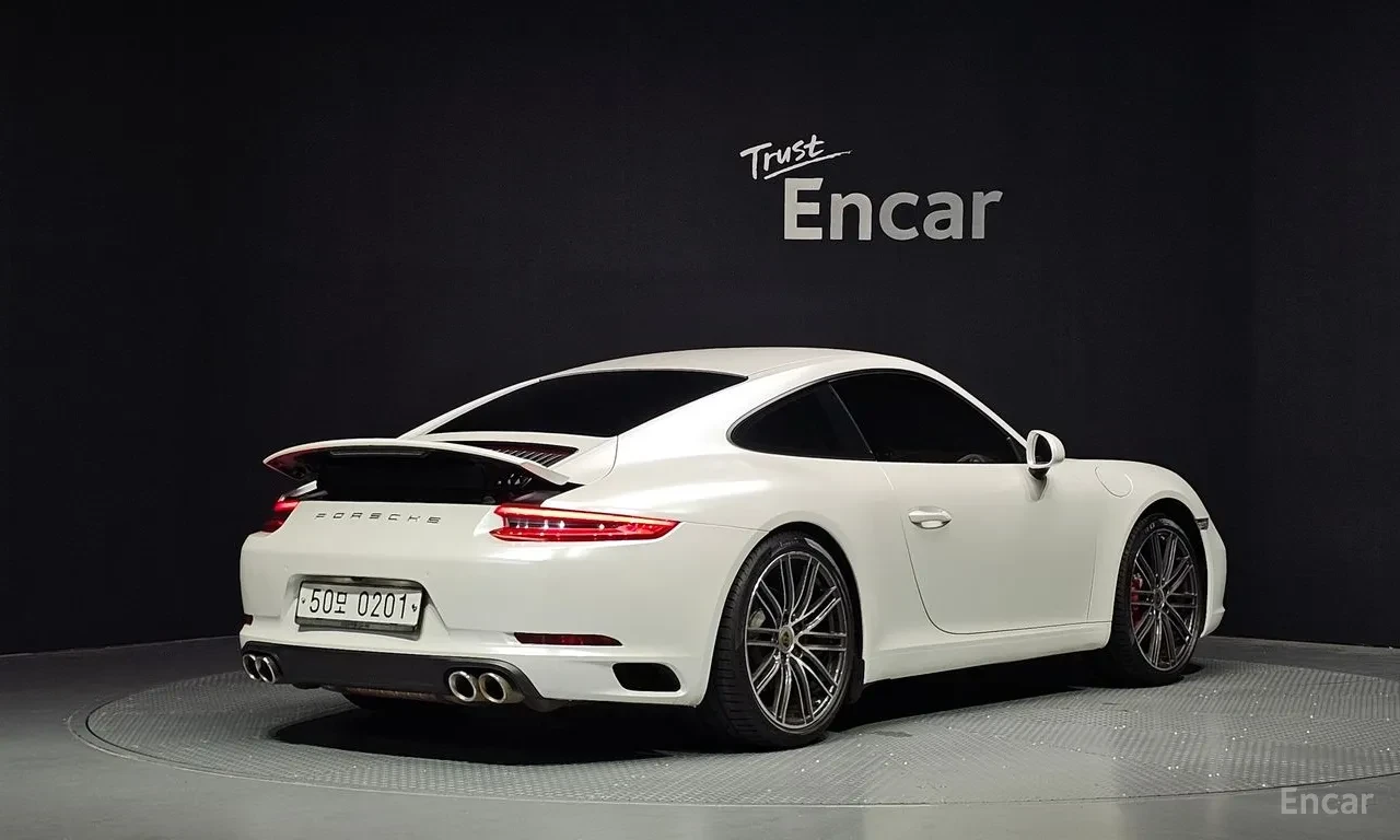Porsche 991 S* Bose* Back cam* Обдухване* Подгрев* , снимка 4 - Автомобили и джипове - 55564462