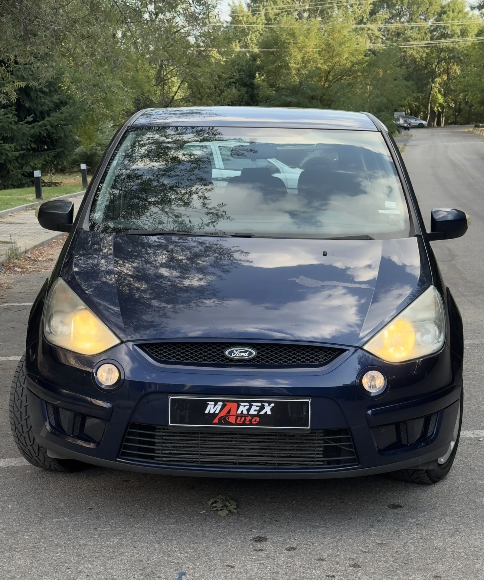 Ford S-Max 2.0Cdti* Климатроник* 6 скорости* Лизинг* Бартер, снимка 2 - Автомобили и джипове - 55839309