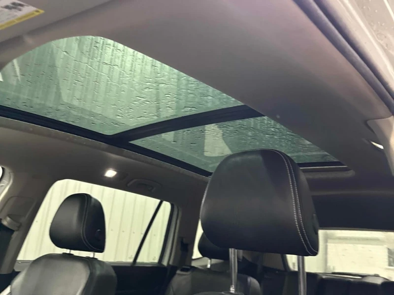 VW Atlas * Highline * CARFAX * БЕЗ ПЪРВОНАЧАЛНА ВНОСКА, снимка 12 - Автомобили и джипове - 53080312