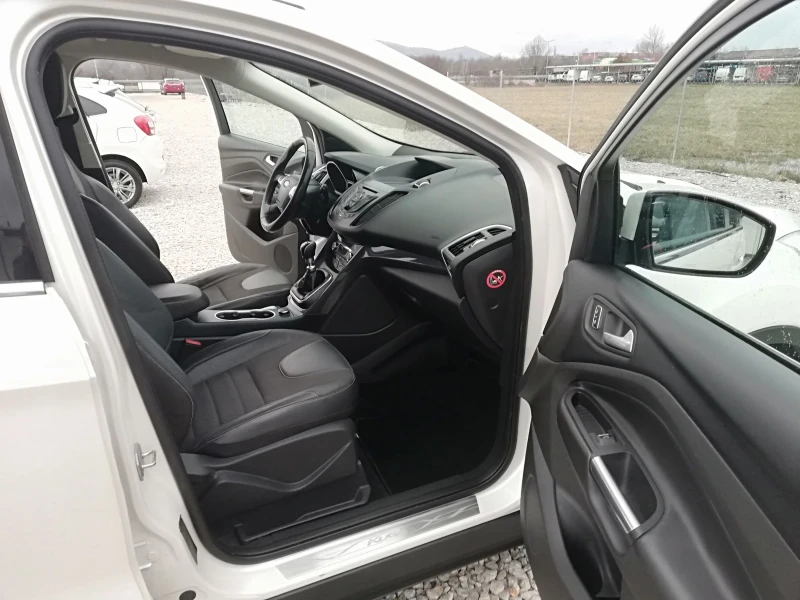 Ford Kuga 2.0D KLI NAVI 140KS, снимка 14 - Автомобили и джипове - 53286418