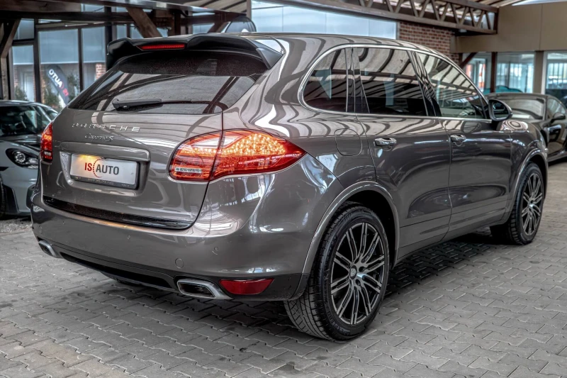 Porsche Cayenne 4.2TDI/PDLS/PCM/Камера/Подгрев/Панорама/Side Assis, снимка 5 - Автомобили и джипове - 53448382