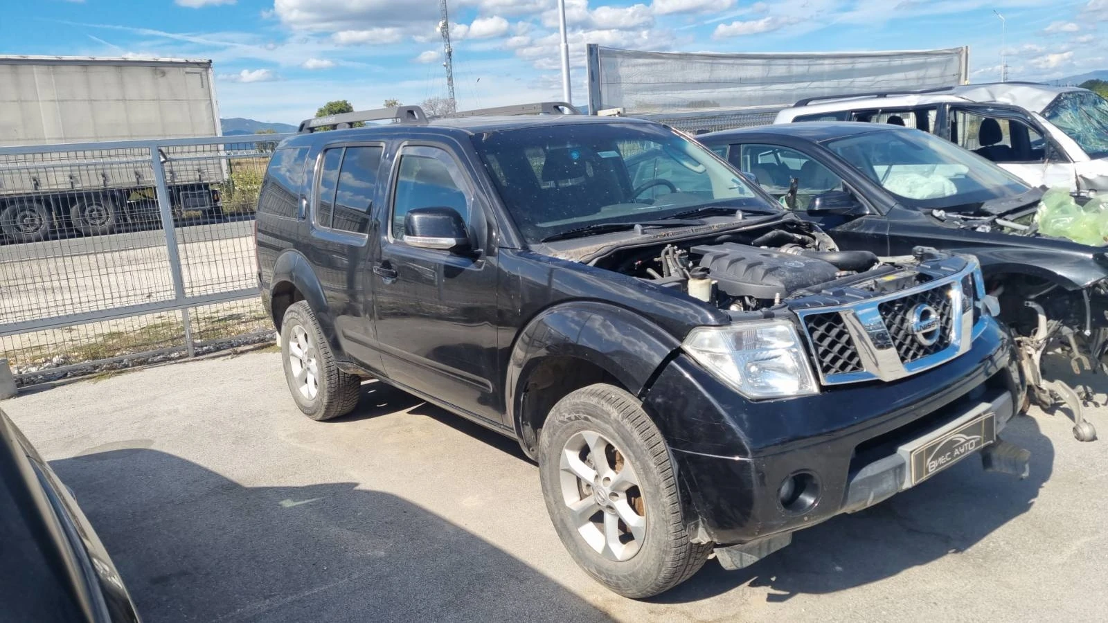 Nissan Pathfinder 2.5 DCI - изображение 7