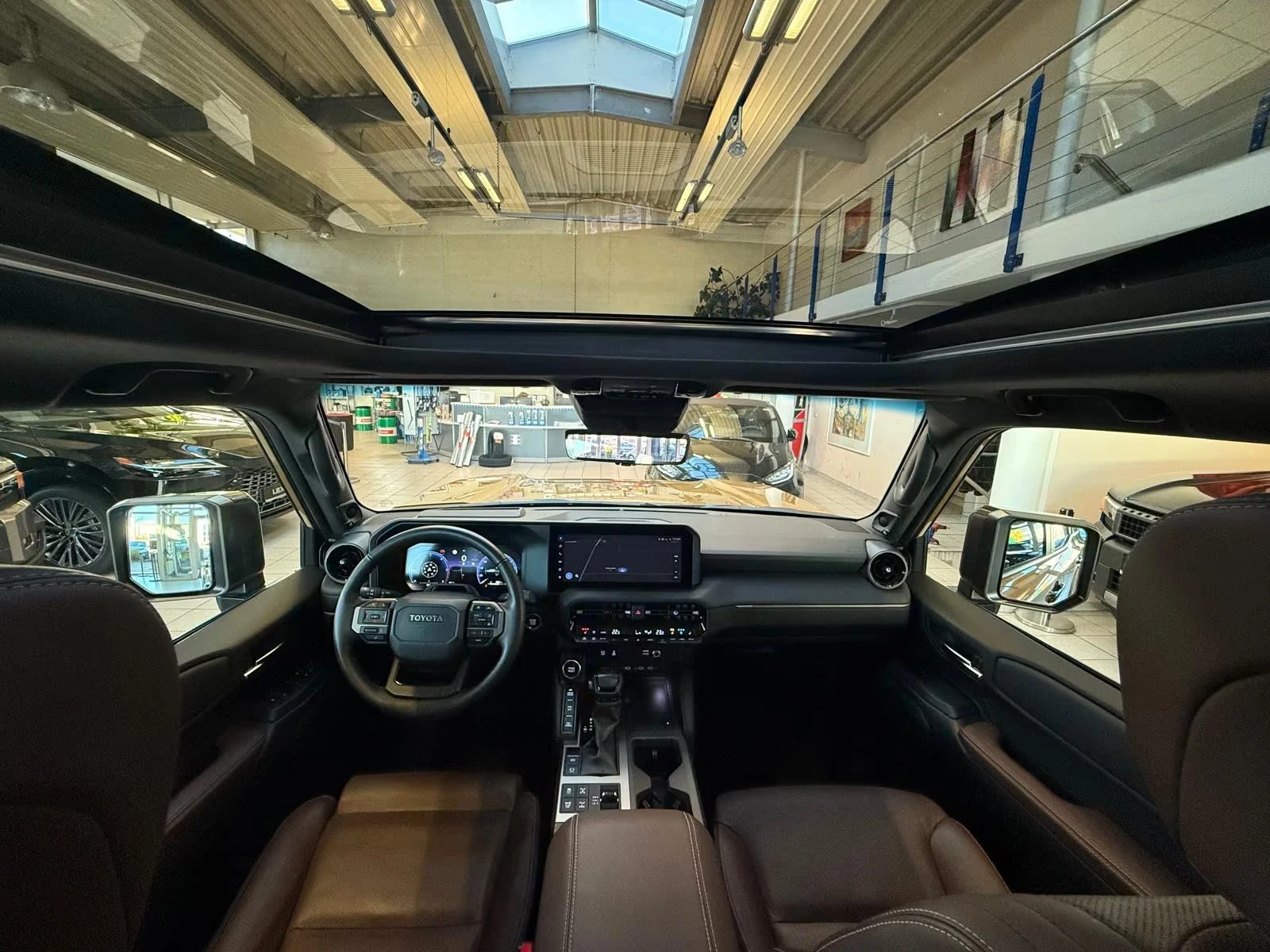 Toyota Land cruiser LC250/204HP/TEC-EDITION/7S/PANO/HUD/JBL/360/588g - изображение 9