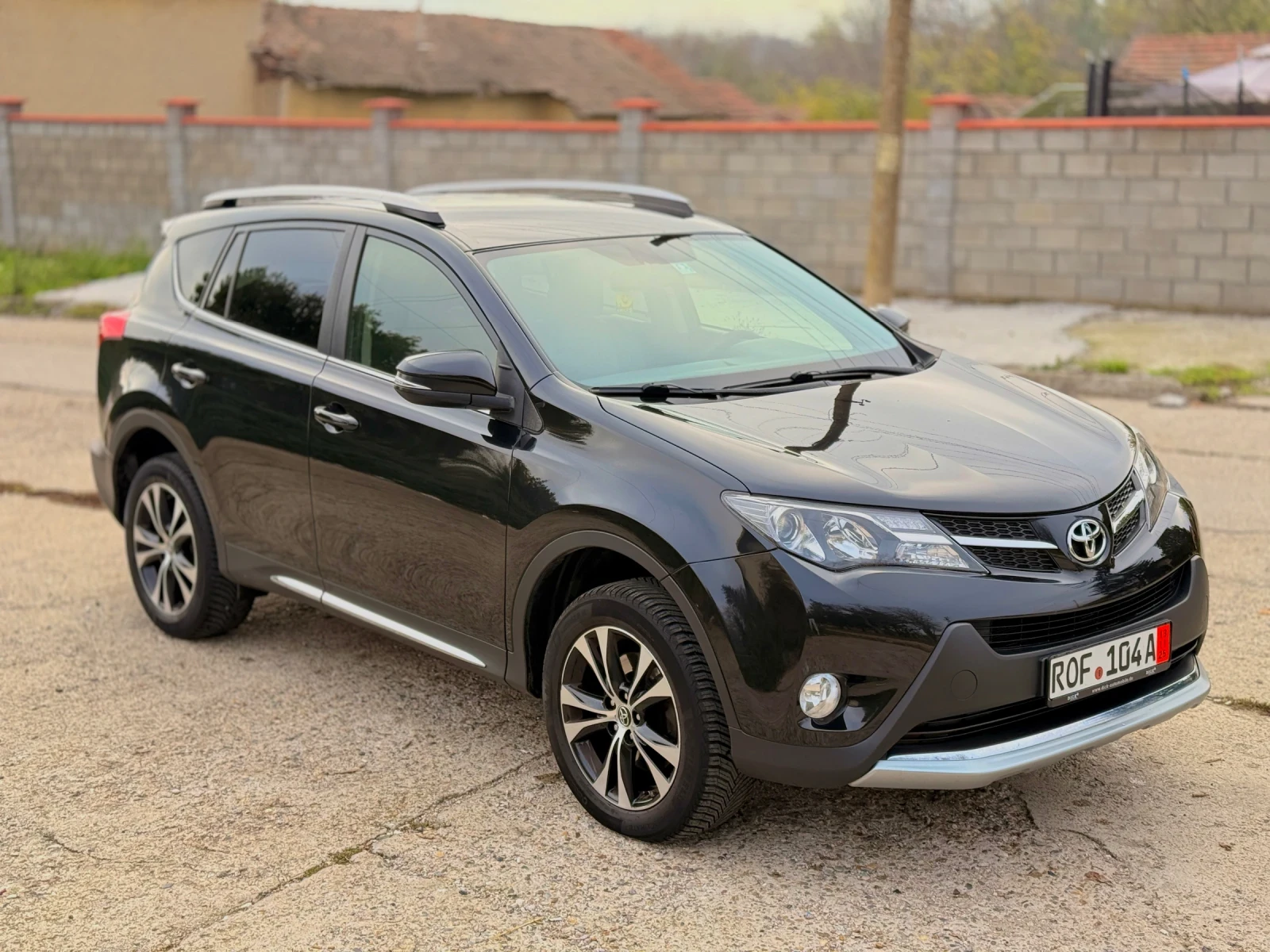 Toyota Rav4 Edition S+ 4x4 2.0i Бензин Keyless Go - изображение 4