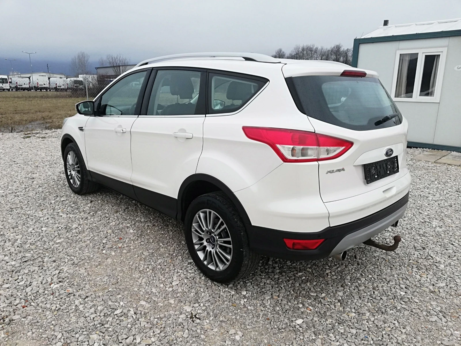 Ford Kuga 2.0D KLI NAVI 140KS - изображение 4