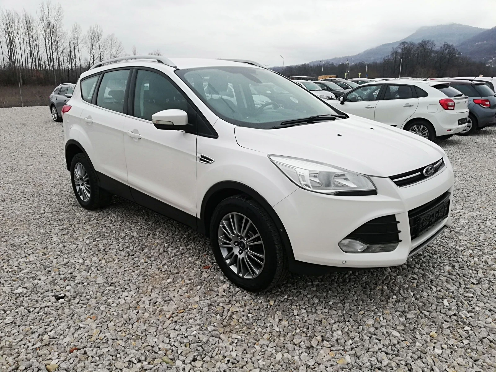 Ford Kuga 2.0D KLI NAVI 140KS - изображение 8