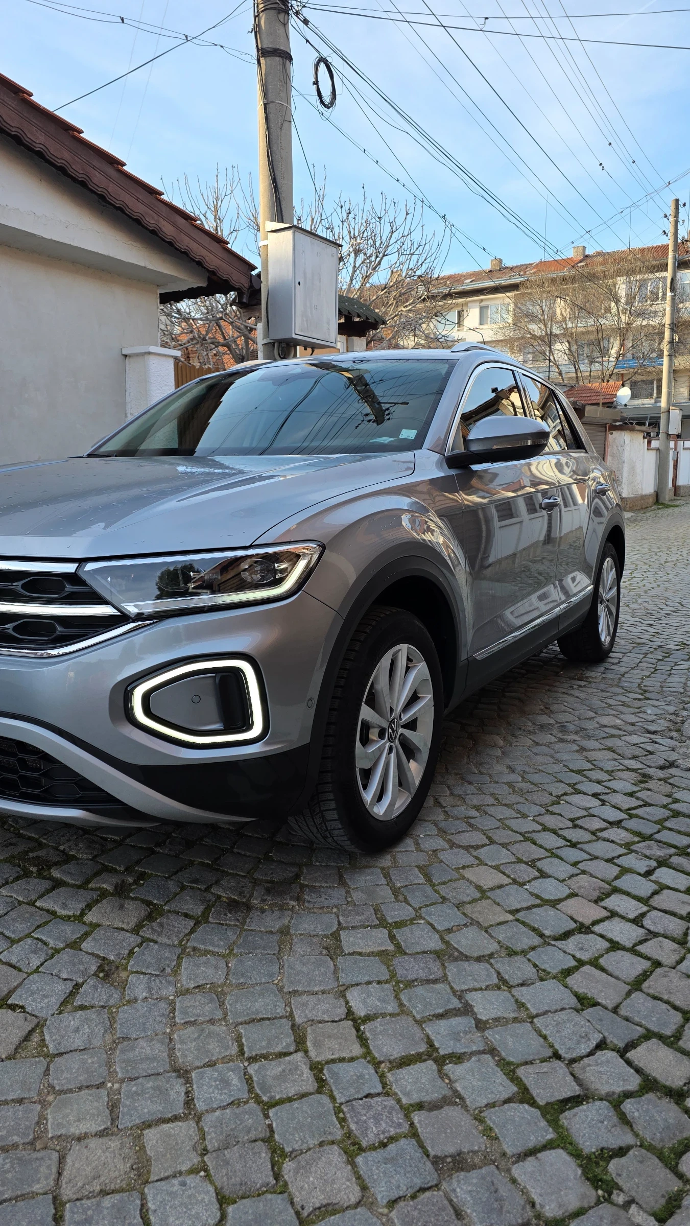 VW T-Roc, снимка 10 - Автомобили и джипове - 53800568