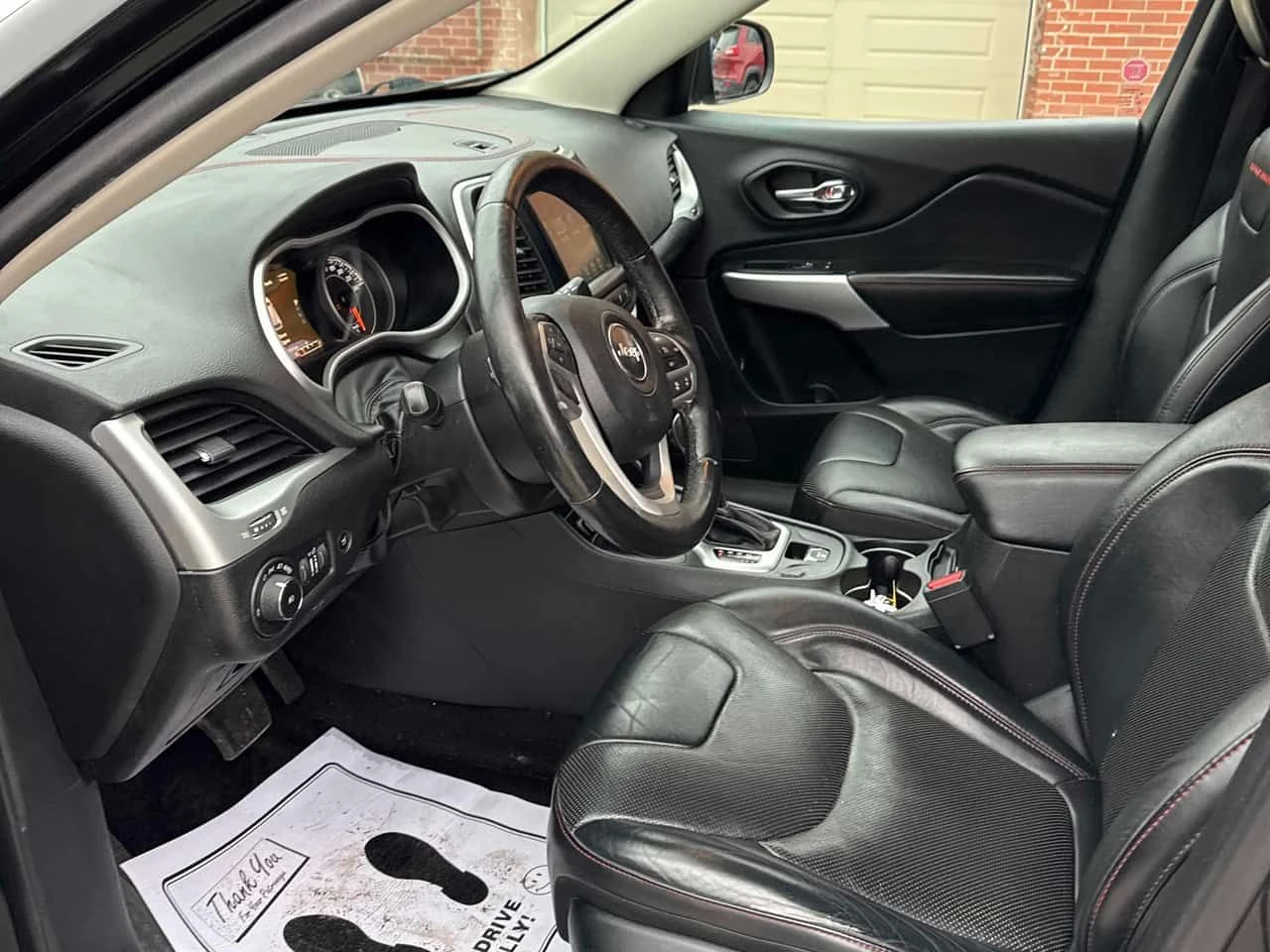 Jeep Cherokee * L Plus Pkg * 2 КЛЮЧА* ПОДГРЕВ* KEYLESS* PANO* , снимка 5 - Автомобили и джипове - 53827690