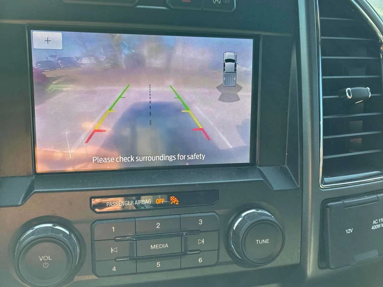 Ford F150 * 4WD SuperCrew * КЕЙЛЕС * ПОДГРЕВ * КАМЕРА * NAVI, снимка 14 - Автомобили и джипове - 54150192