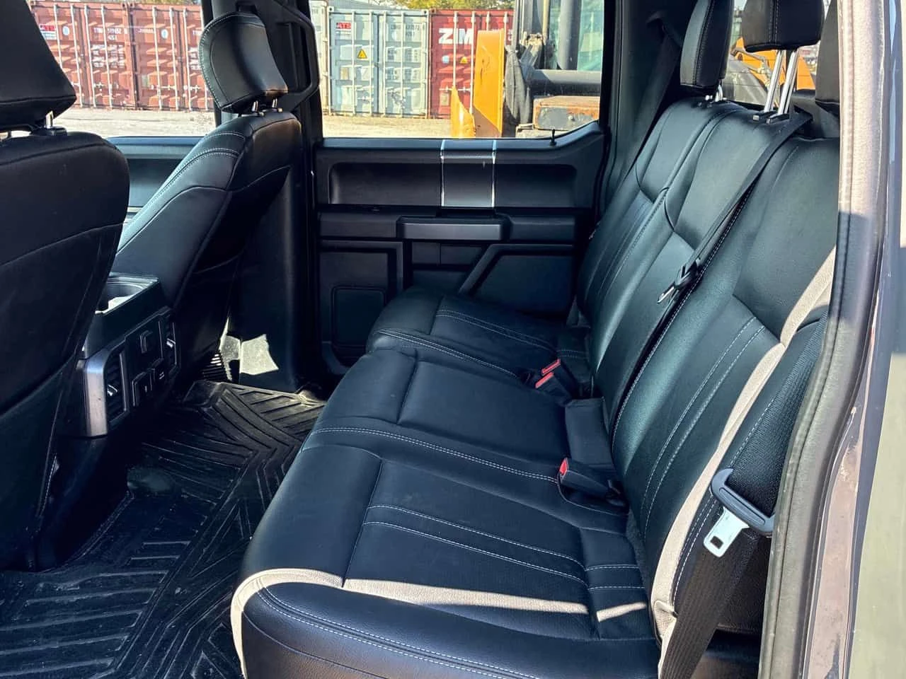 Ford F150 * 4WD SuperCrew * КЕЙЛЕС * ПОДГРЕВ * КАМЕРА * NAVI, снимка 12 - Автомобили и джипове - 54150192