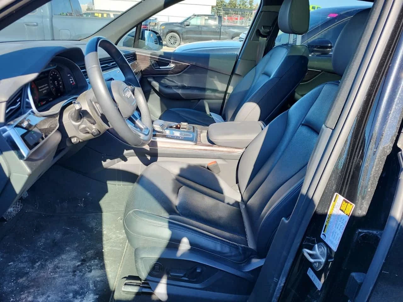 Audi Q7 * PROGRESSIV * 2 КЛЮЧА * DIGITAL * ОБДУХВАНЕ, снимка 5 - Автомобили и джипове - 54209384