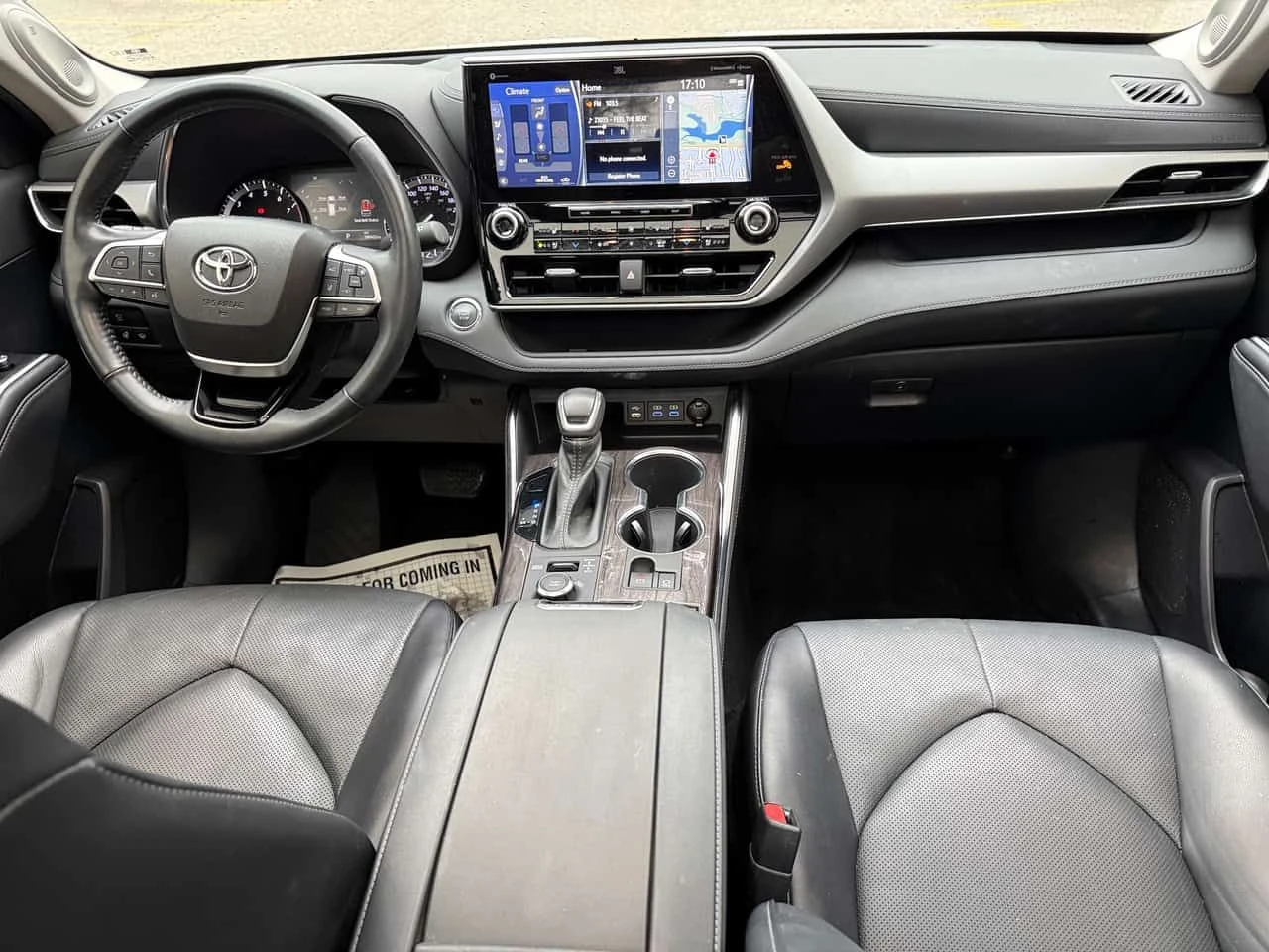 Toyota Highlander LIMITED * 360 КАМЕРА* ОБДУХВАНЕ* HEAD UP* ПАНОРАМА, снимка 8 - Автомобили и джипове - 54428516