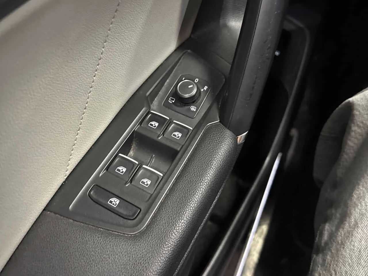 VW Tiguan * Highline * CARFAX * ���� �� �� | Mobile.bg � ����������� 15