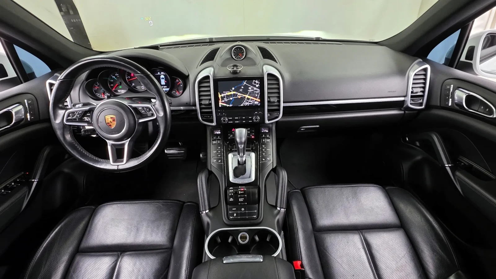Porsche Cayenne 3.0 Platinum Edition, снимка 9 - Автомобили и джипове - 54713652