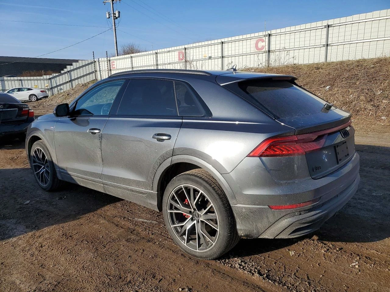 Audi Q8 3.0l Premium Plus S-Line, снимка 2 - Автомобили и джипове - 54881648
