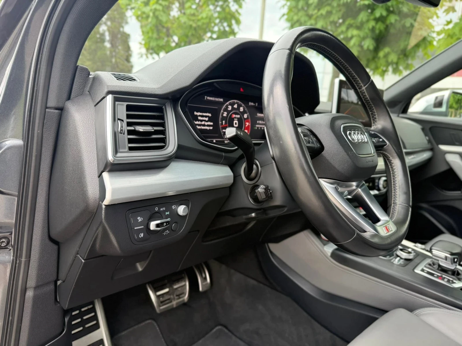 Audi SQ5 100 % Реален пробег, снимка 14 - Автомобили и джипове - 56652029