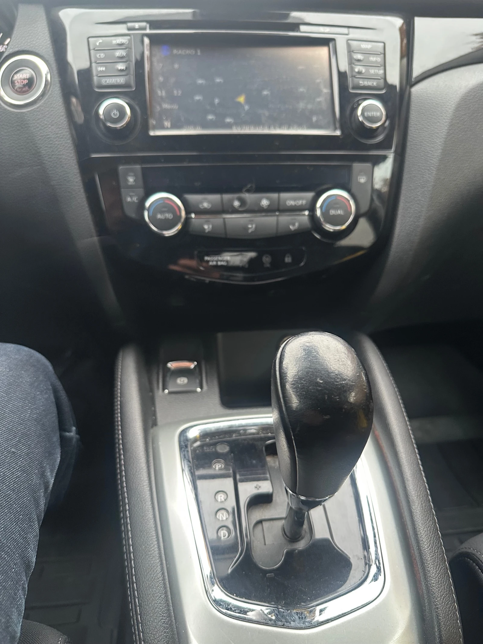 Nissan Qashqai, снимка 6 - Автомобили и джипове - 56713637