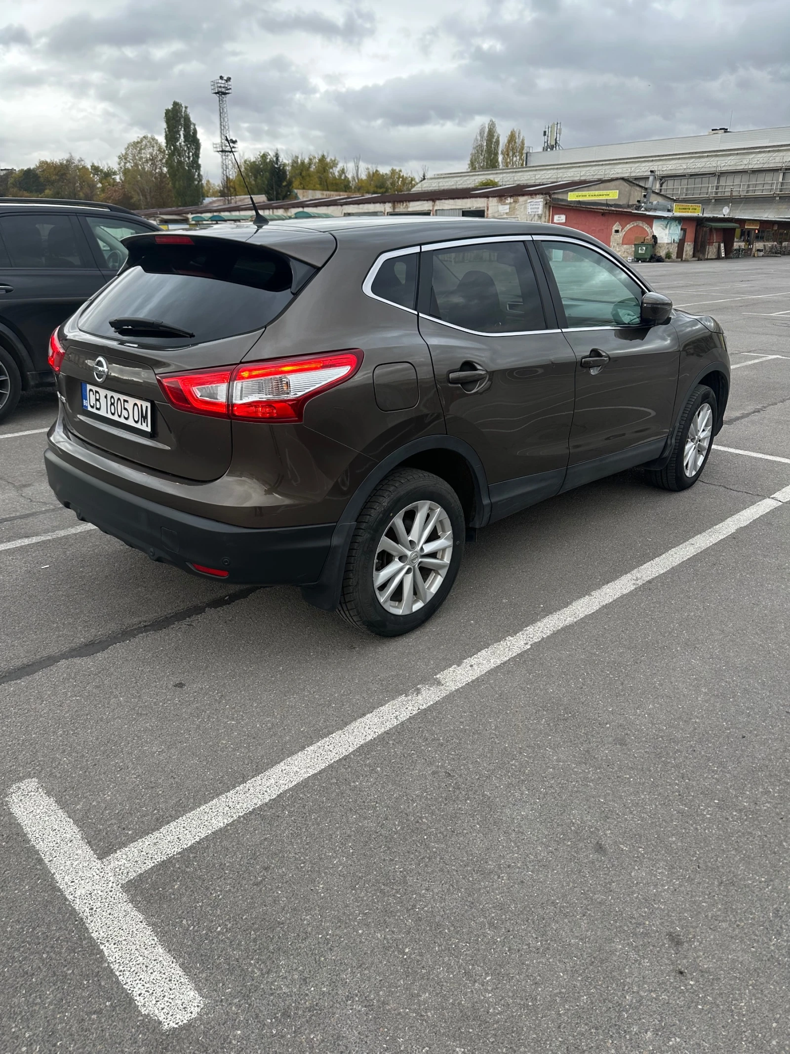 Nissan Qashqai, снимка 2 - Автомобили и джипове - 56713637