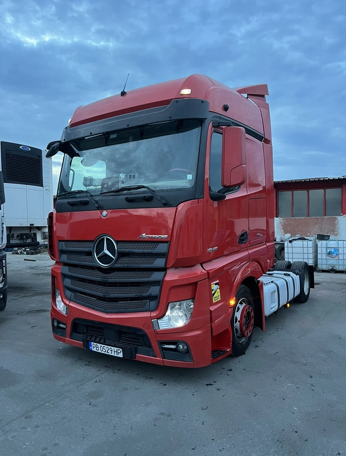 Mercedes-Benz Actros 1845 МЕГА - изображение 5