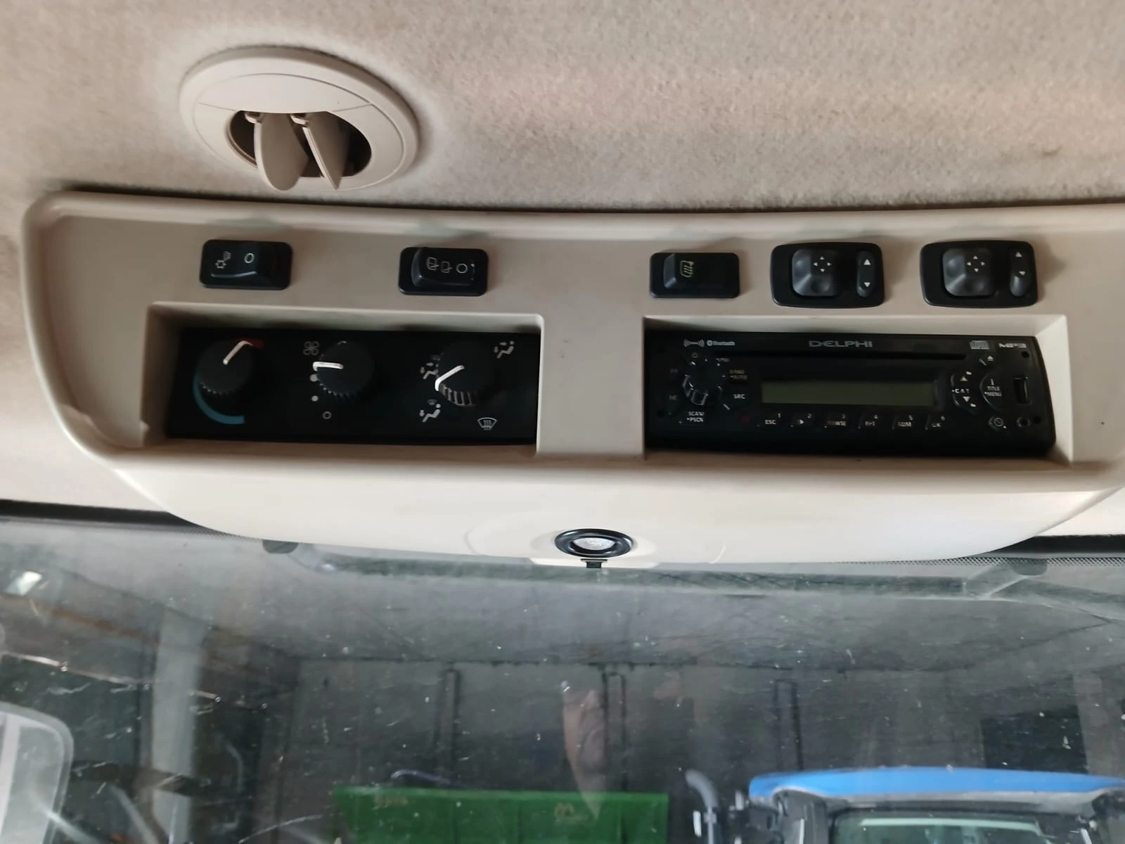 Трактор John Deere 7230R POWER QUAD НАВИГАЦИЯ ЛИЗИНГ, снимка 11 - Селскостопанска техника - 53736199