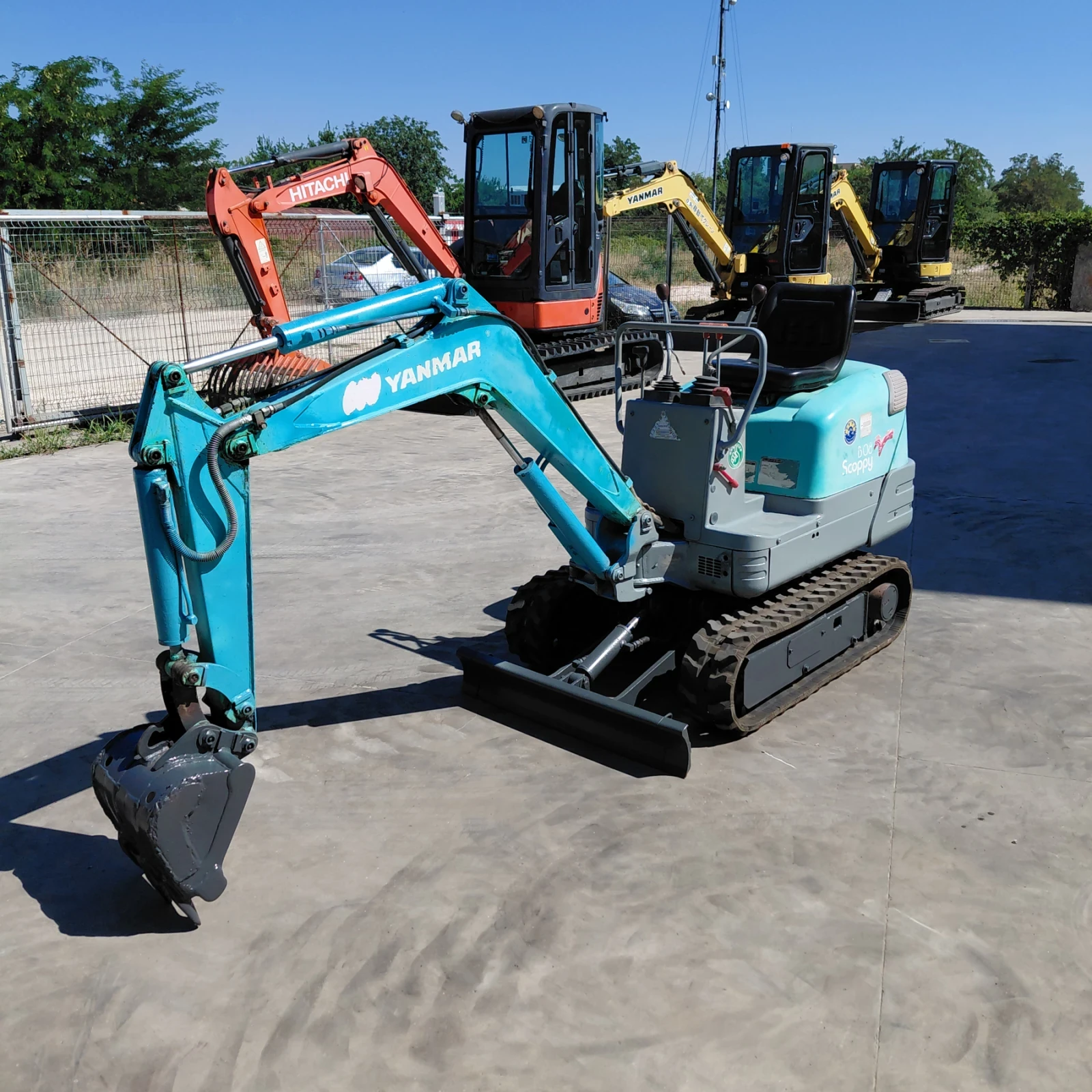 Багер Yanmar B08 * РАЗШИРЯЕМИ ВЕРИГИ * На 2600мч * 