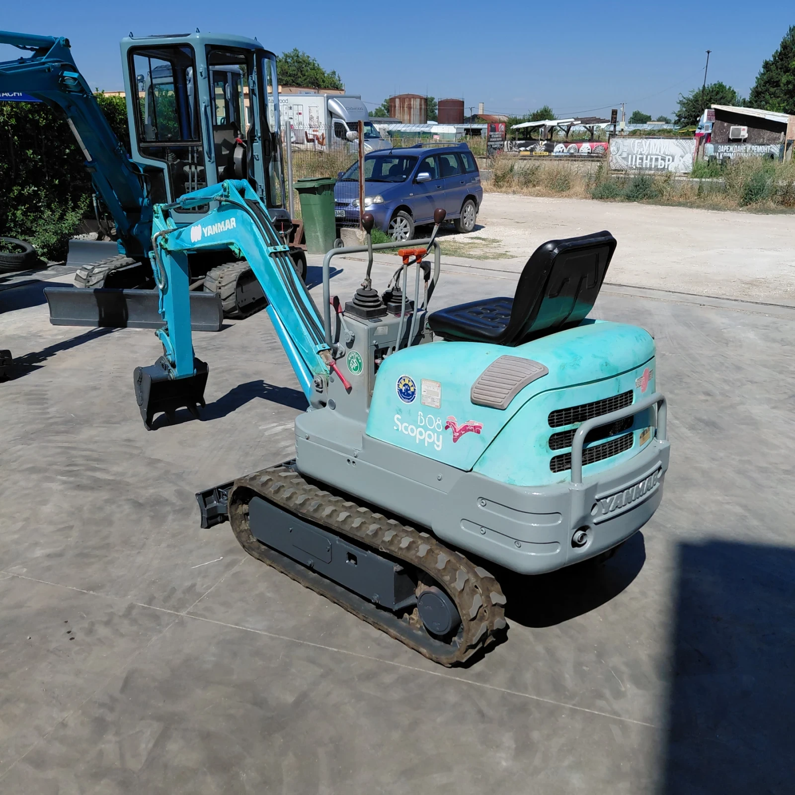 Багер Yanmar B08 * РАЗШИРЯЕМИ ВЕРИГИ * На 2600мч * , снимка 3 - Индустриална техника - 53357264