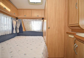  Hobby De Luxe Easy 460 UFE/over/ | Mobile.bg    5