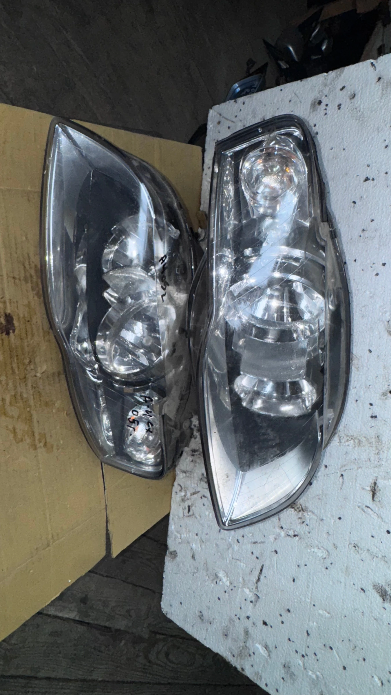   a Audi A4 - 0301219204 / 0301219203 / 8E0941004 / 8E0941003  | Mobile.bg   1