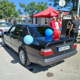 Mercedes-Benz 124, снимка 2