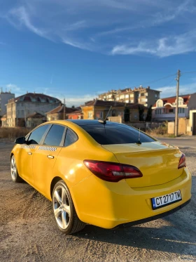 Opel Astra ГАЗ* НАВИ* , снимка 5