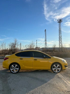 Opel Astra ГАЗ* НАВИ* , снимка 2