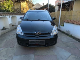 Toyota Corolla verso 1.8бензин, снимка 1