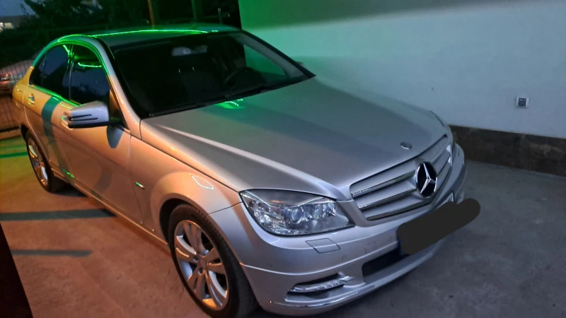 Mercedes-Benz C 250, снимка 2 - Автомобили и джипове - 47526547