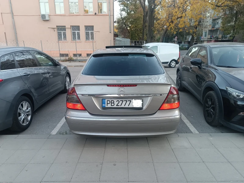 Mercedes-Benz E 200 E200CDI, снимка 4 - Автомобили и джипове - 47900063