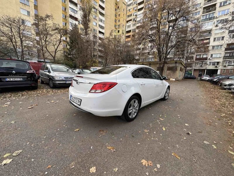 Opel Insignia 215000, снимка 8 - Автомобили и джипове - 48110001