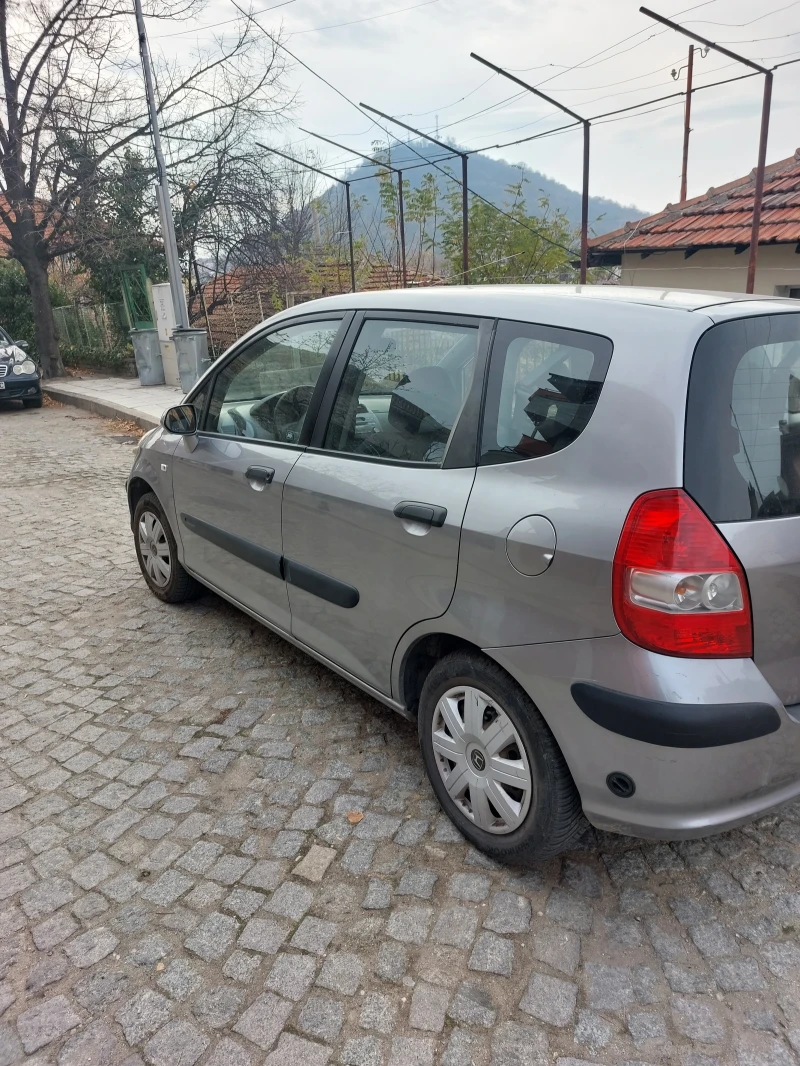 Honda Jazz, снимка 4 - Автомобили и джипове - 48526010