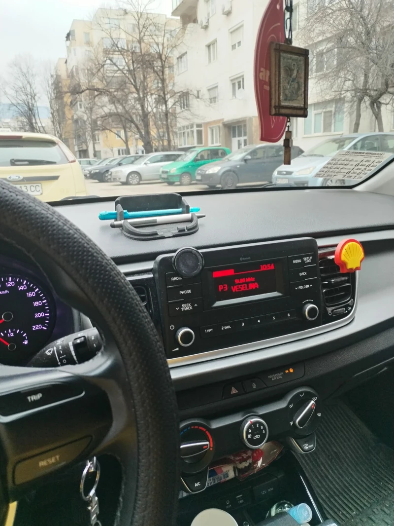 Kia Rio Такси , снимка 6 - Автомобили и джипове - 49282404