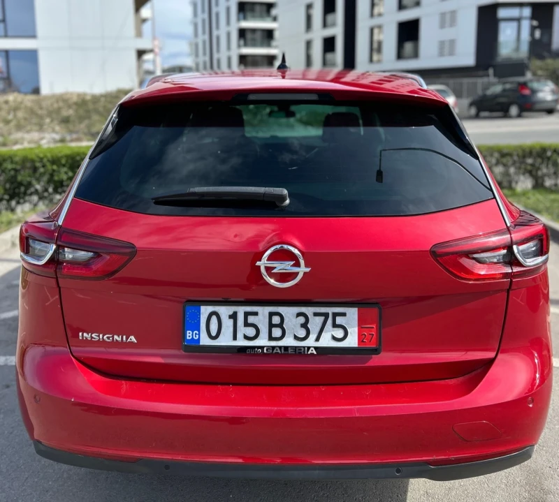 Opel Insignia 2.0/CDTI/DISTRONIC/TOP, снимка 9 - Автомобили и джипове - 49889858