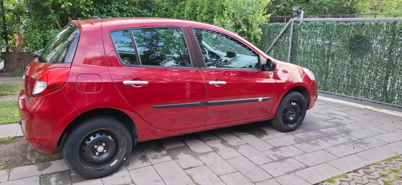 Renault Clio 3 1.2i 16v Navi, снимка 3 - Автомобили и джипове - 51538668