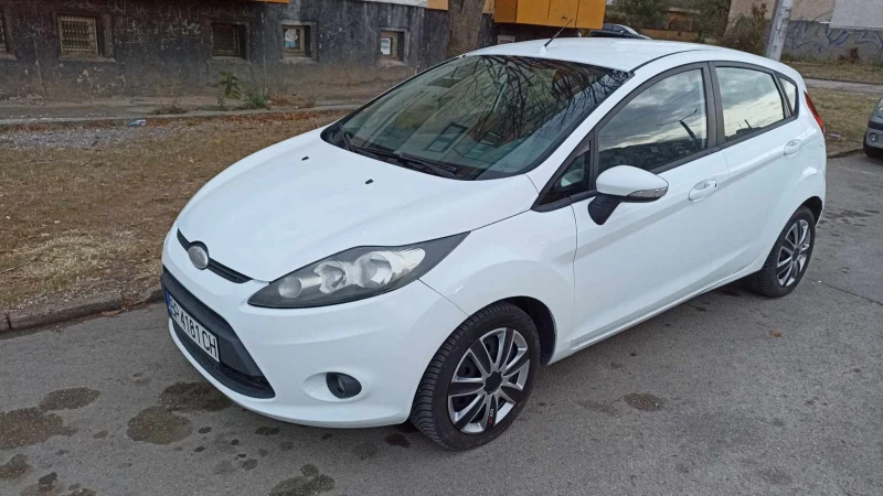 Ford Fiesta 1.4 70, снимка 3 - Автомобили и джипове - 52342805