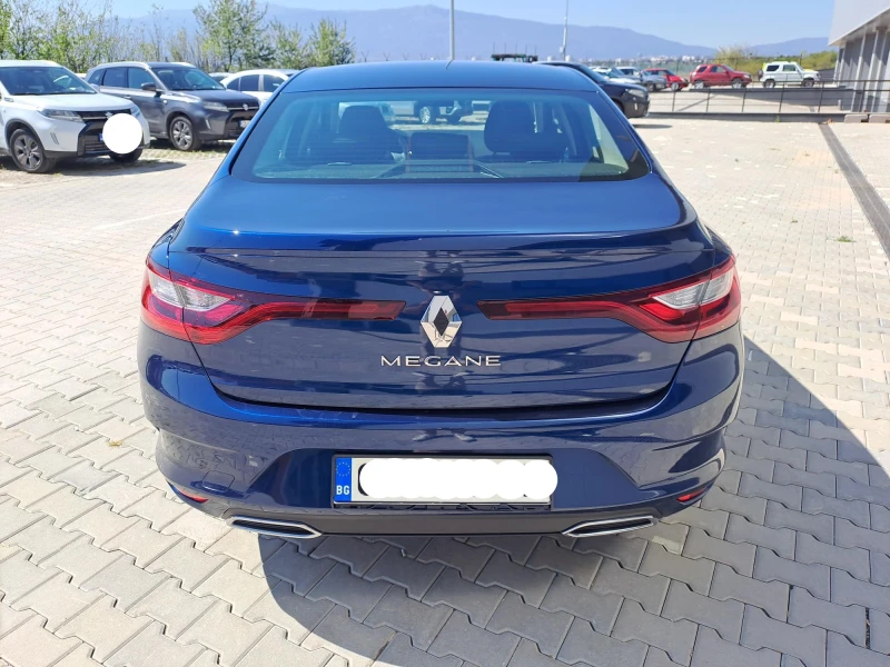 Renault Megane 1.3 Sedan TCe Life  140к.с. Коледен Бонус 5%, снимка 5 - Автомобили и джипове - 51594108