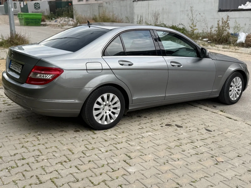 Mercedes-Benz 220, снимка 4 - Автомобили и джипове - 51883216